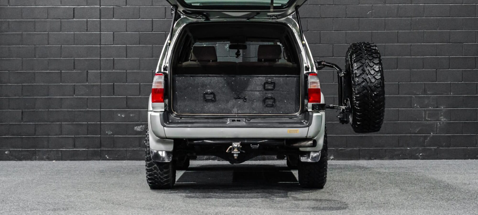 Vehicle Gallery Image