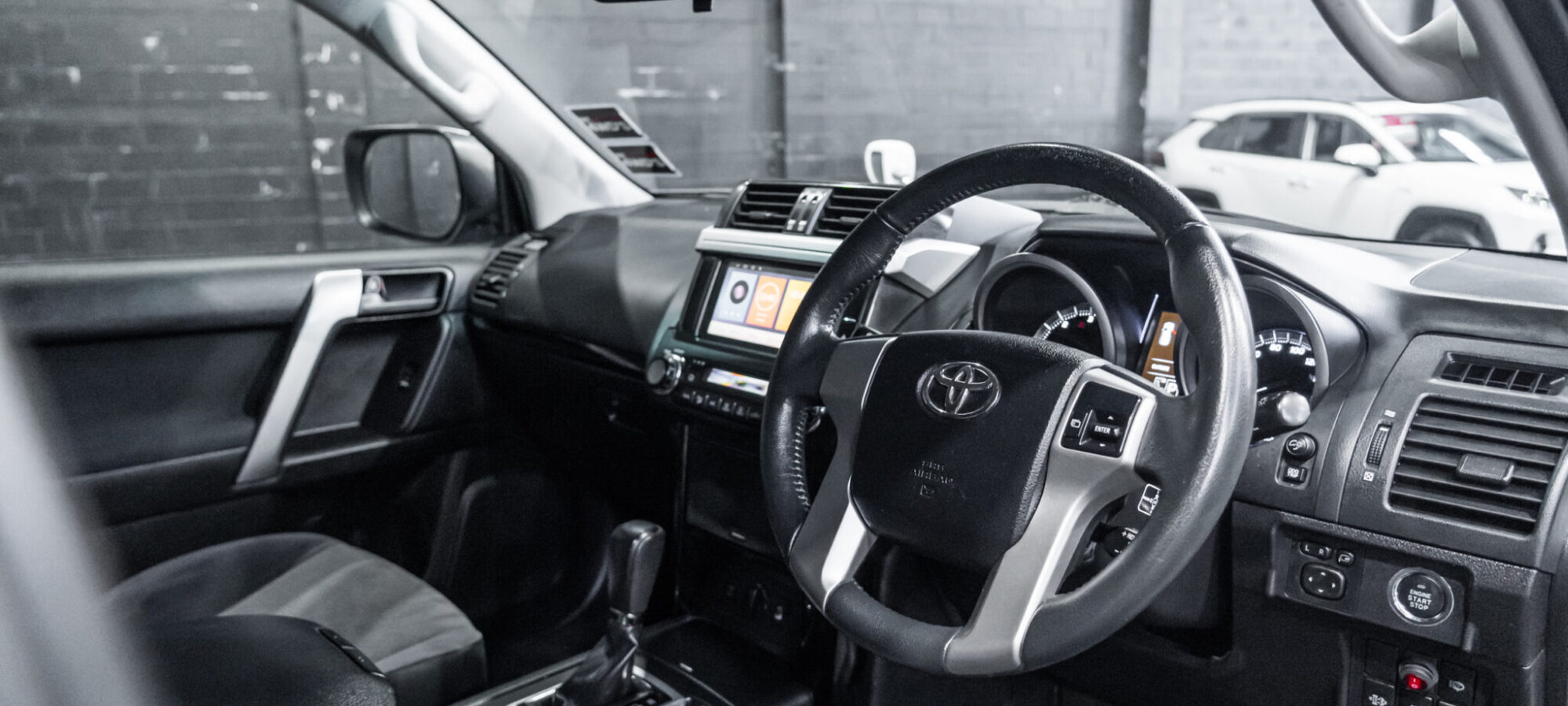 Vehicle Gallery Image