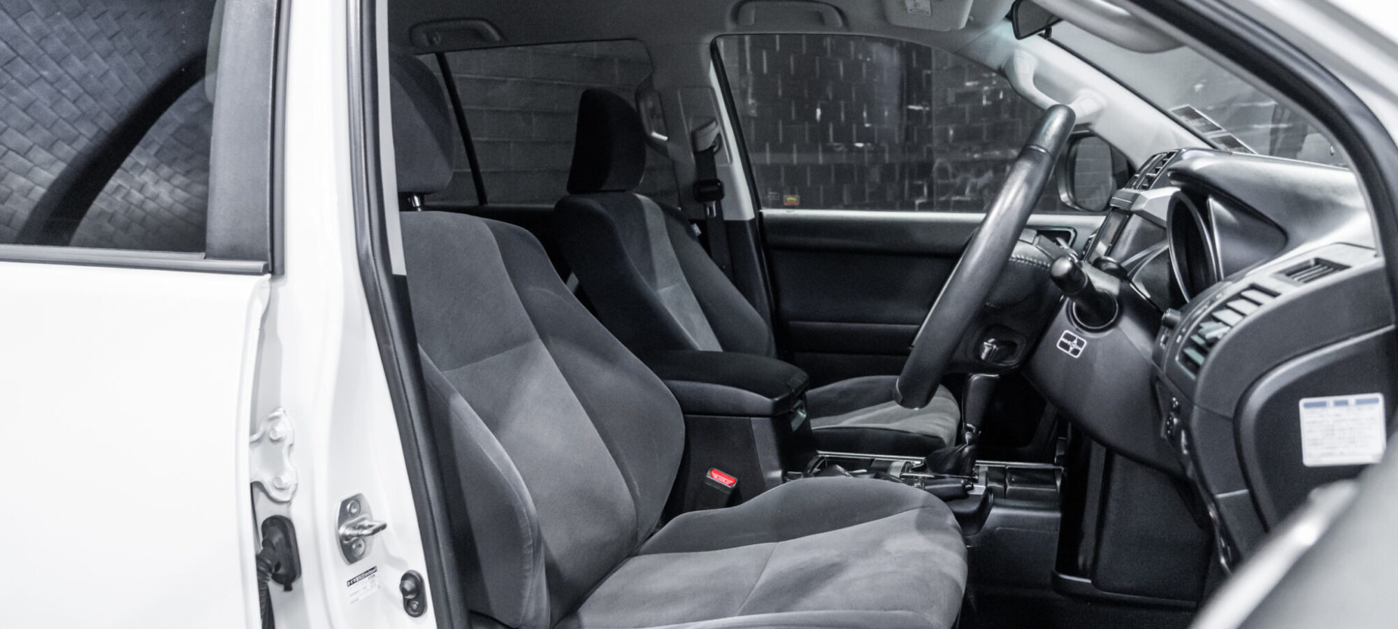 Vehicle Gallery Image