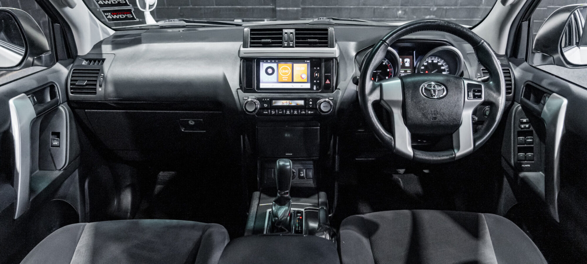 Vehicle Gallery Image