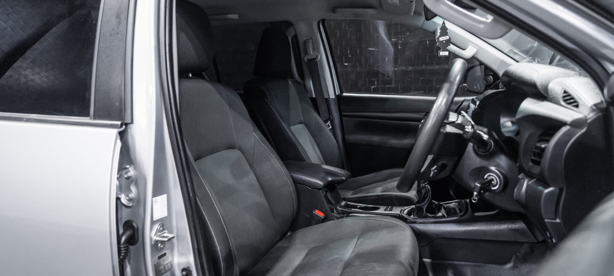 Vehicle Gallery Image