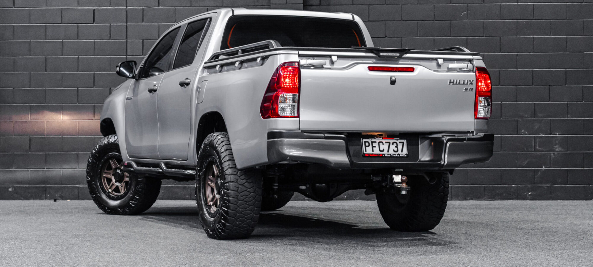 Vehicle Gallery Image