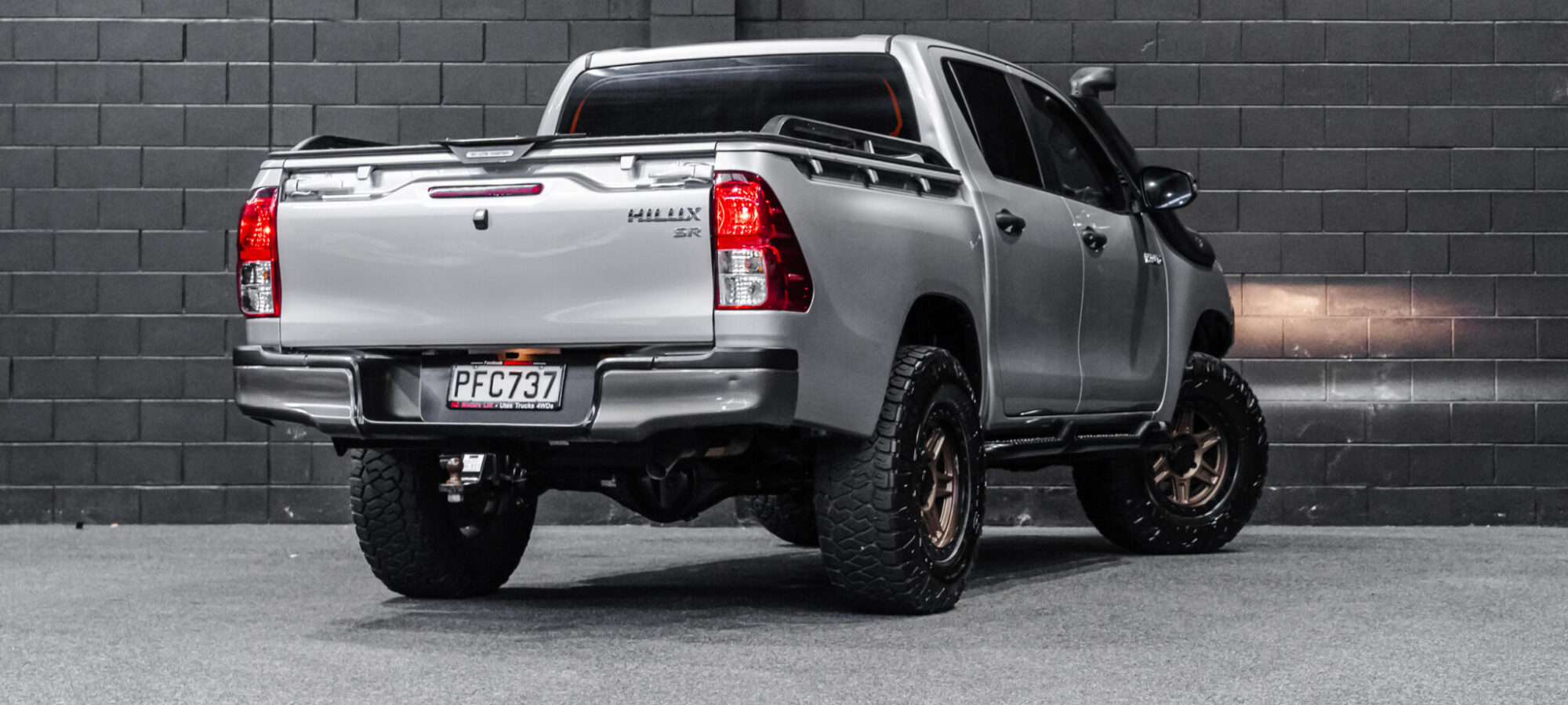 Vehicle Gallery Image