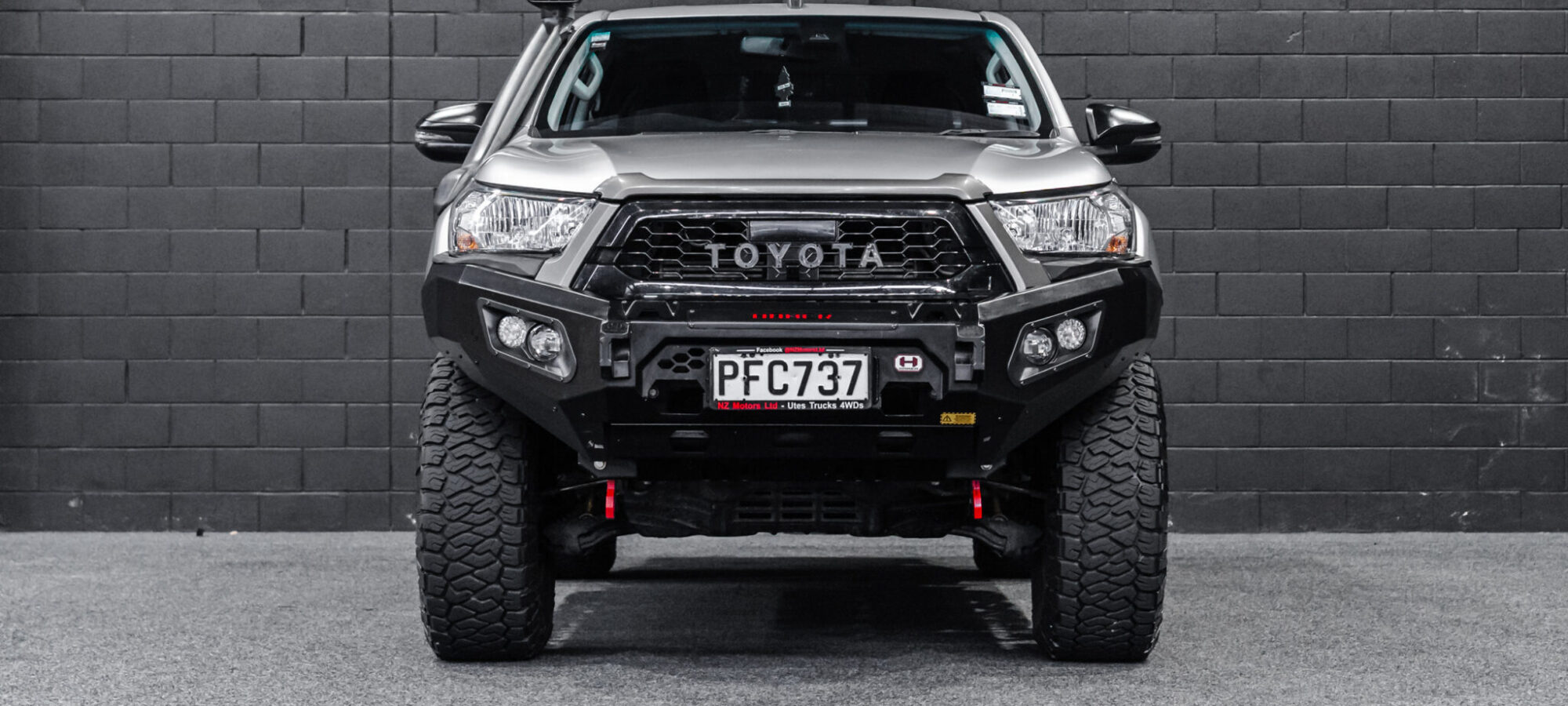 Vehicle Gallery Image