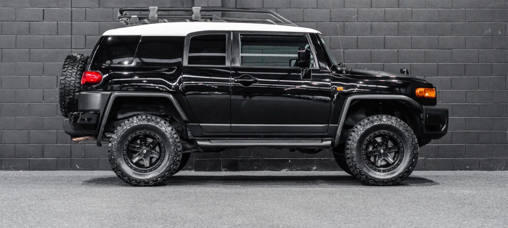 Vehicle Gallery Image