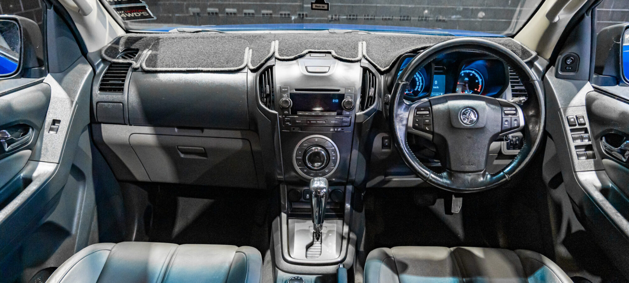 Vehicle Gallery Image