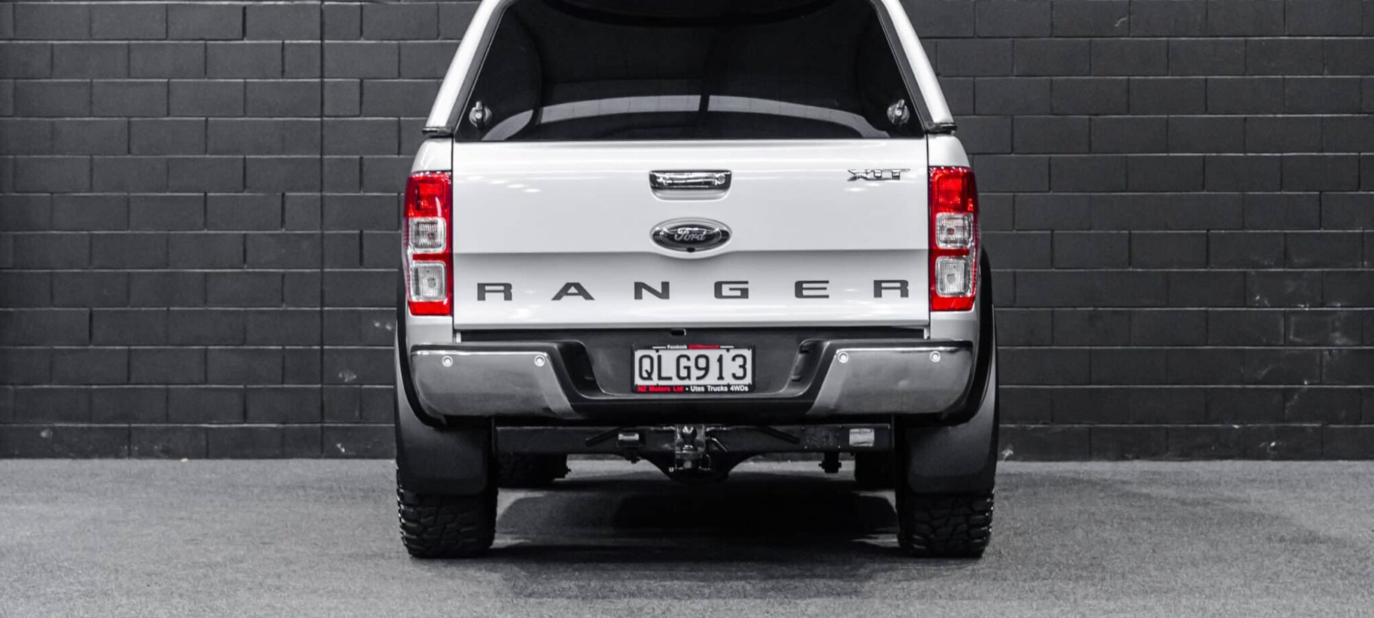 Vehicle Gallery Image