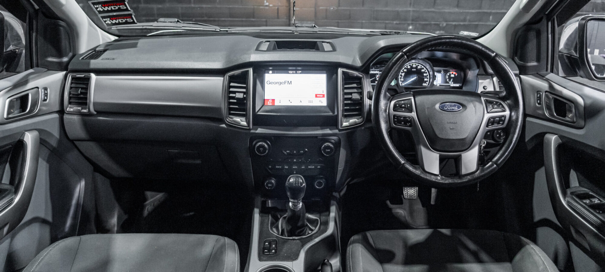 Vehicle Gallery Image