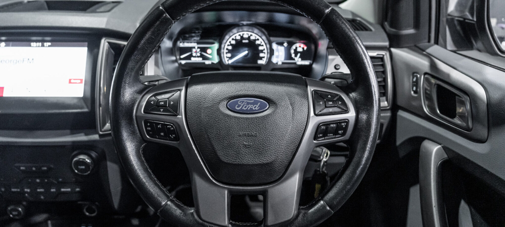 Vehicle Gallery Image