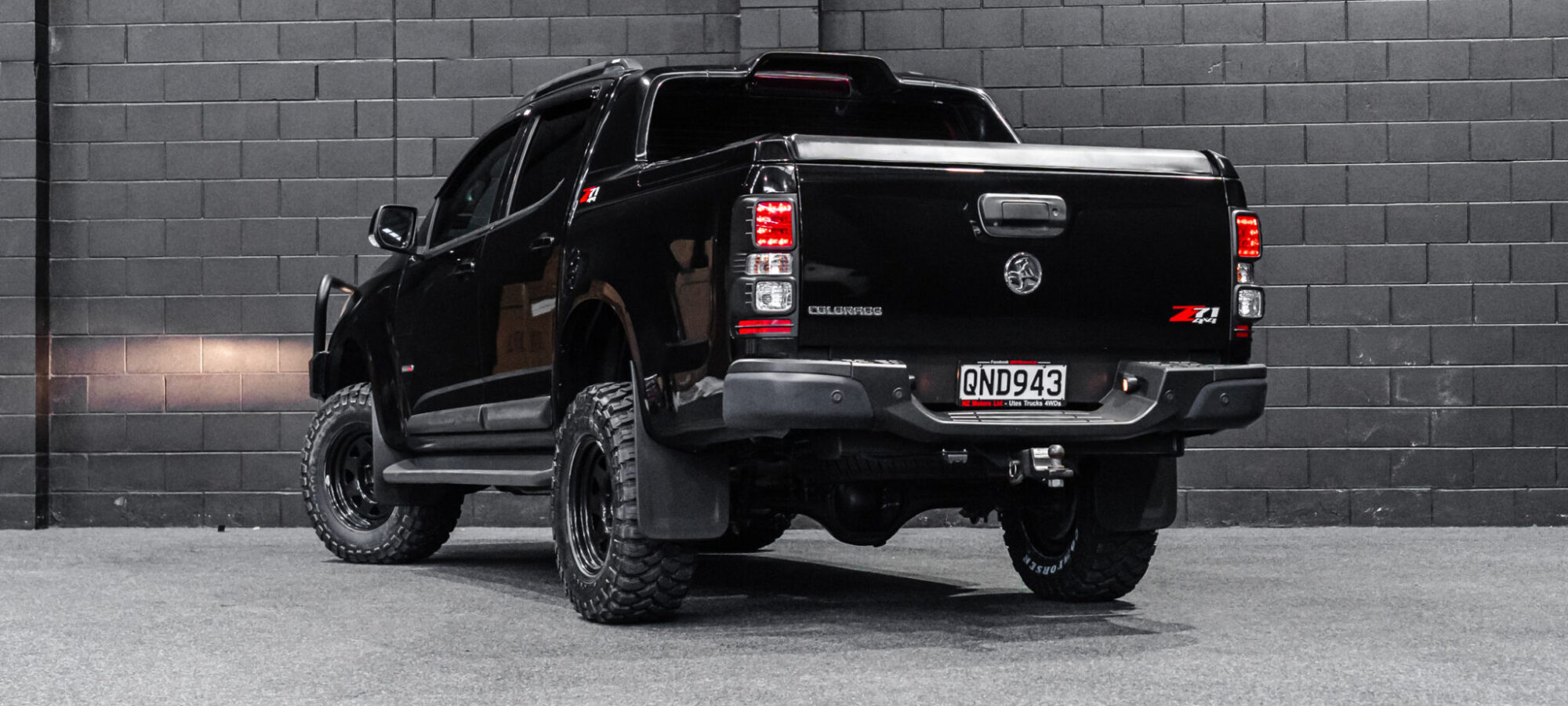 Vehicle Gallery Image