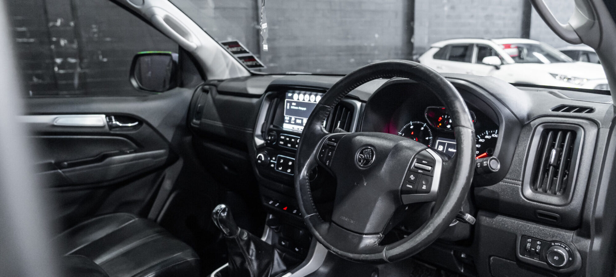 Vehicle Gallery Image