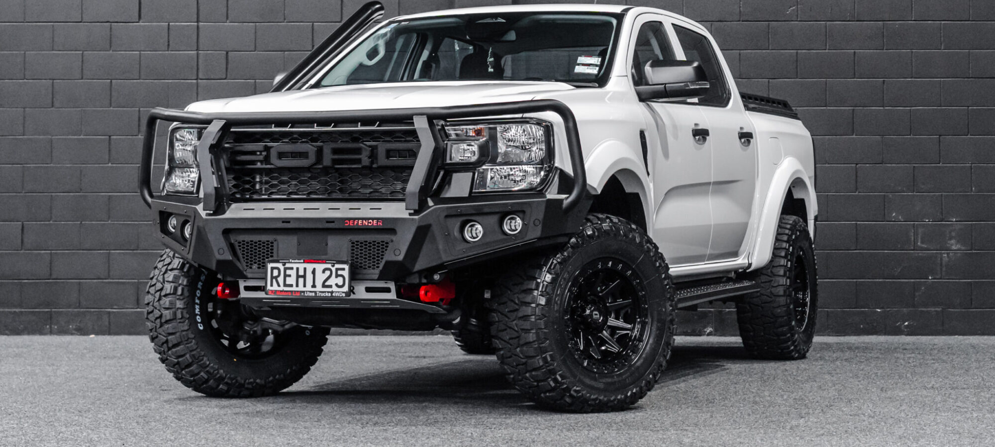 Vehicle Gallery Image