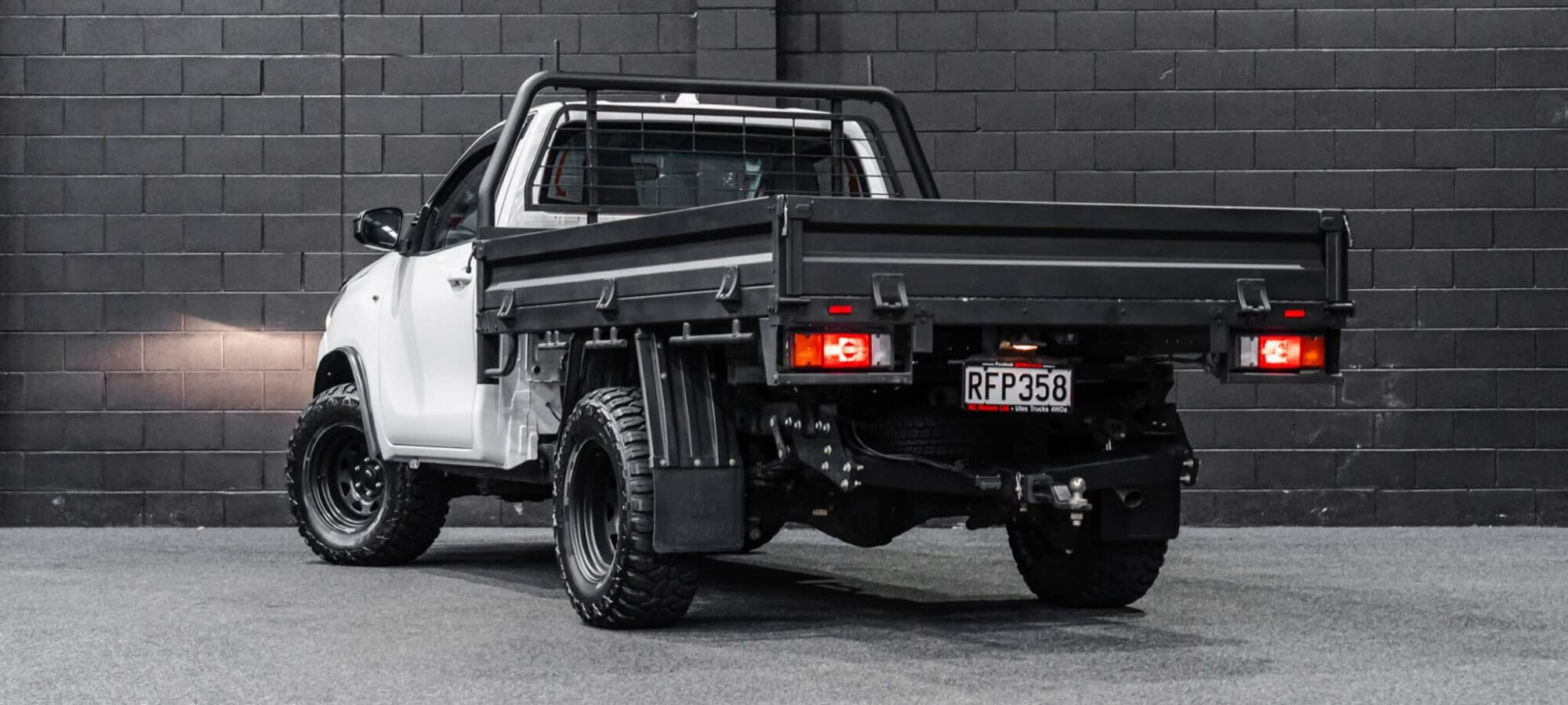 Vehicle Gallery Image