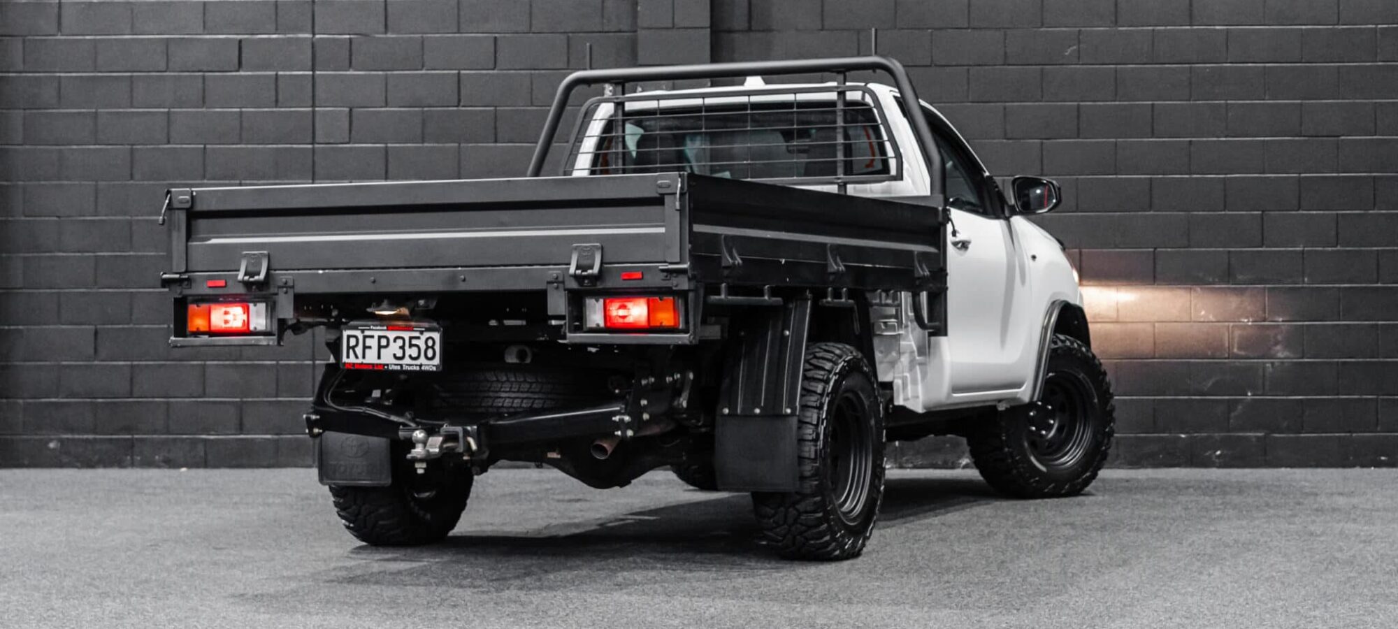 Vehicle Gallery Image