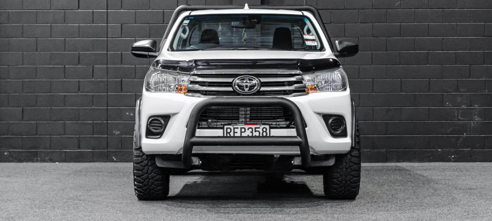 Vehicle Gallery Image