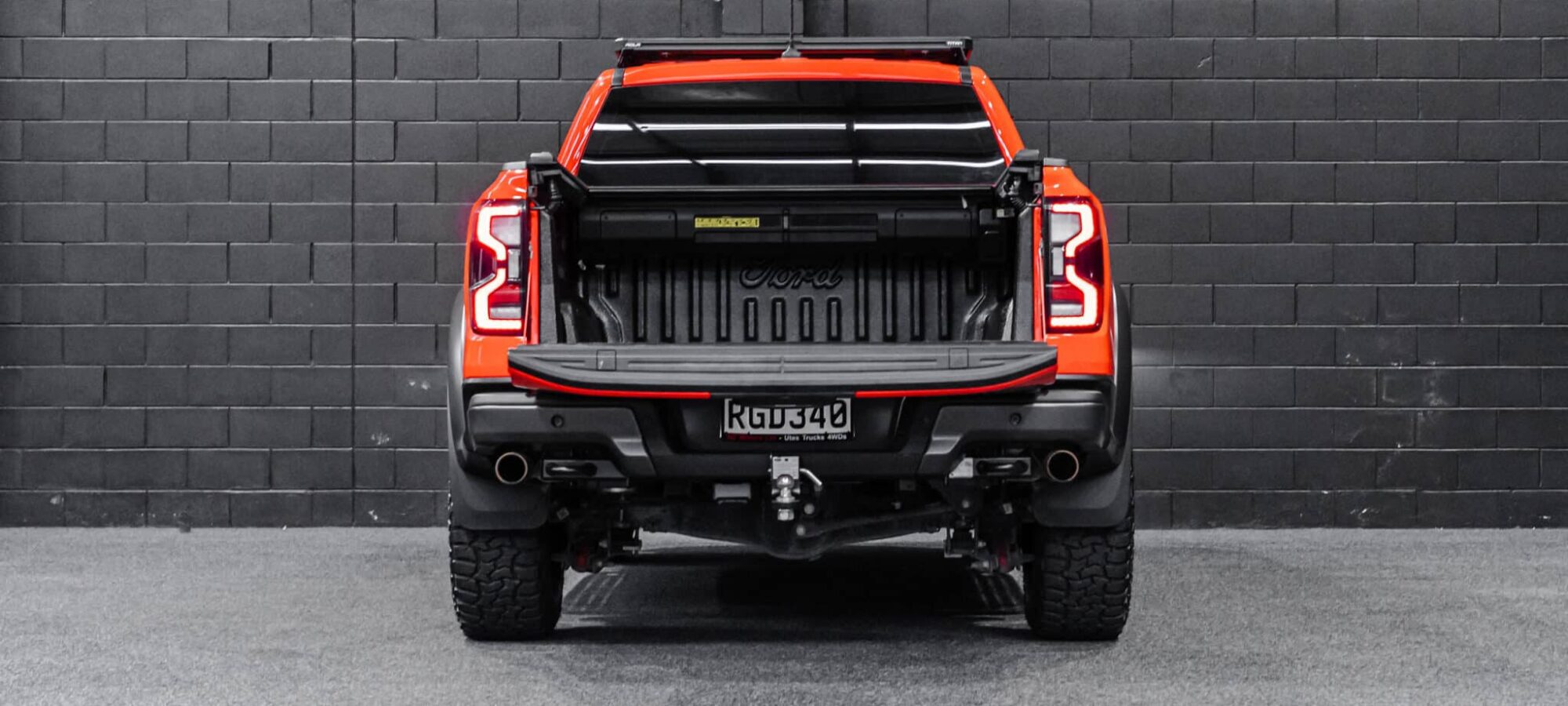 Vehicle Gallery Image