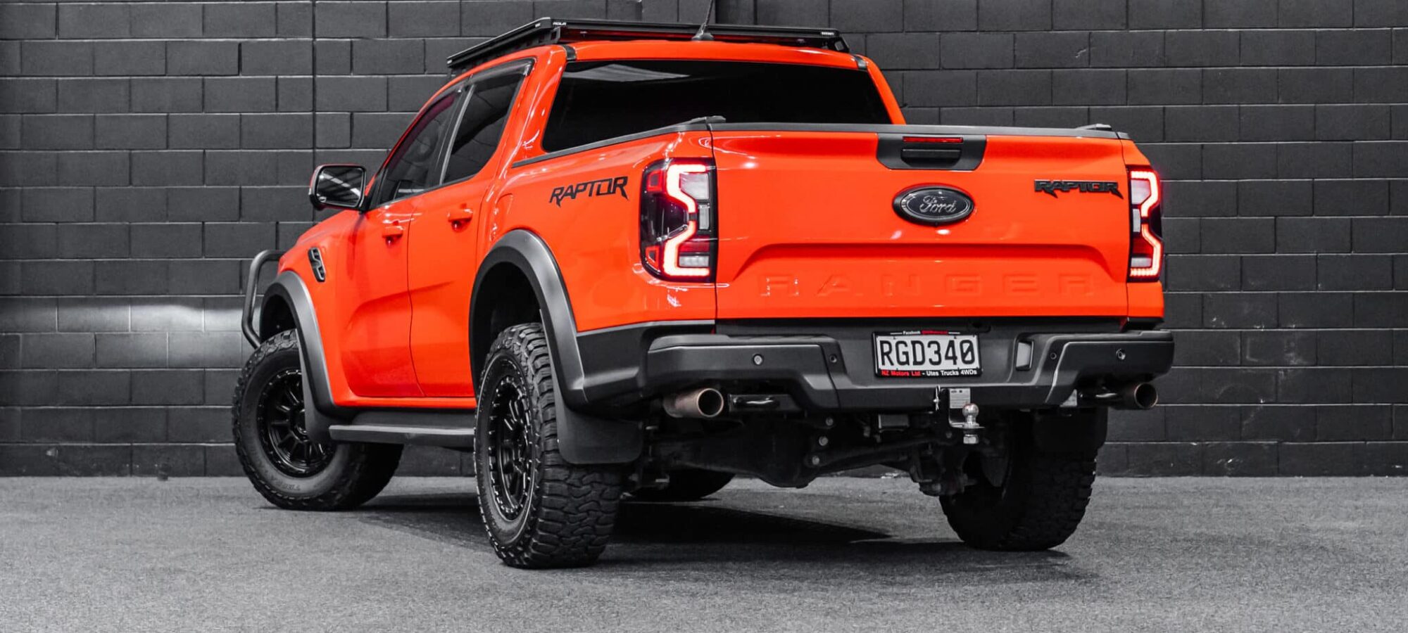 Vehicle Gallery Image