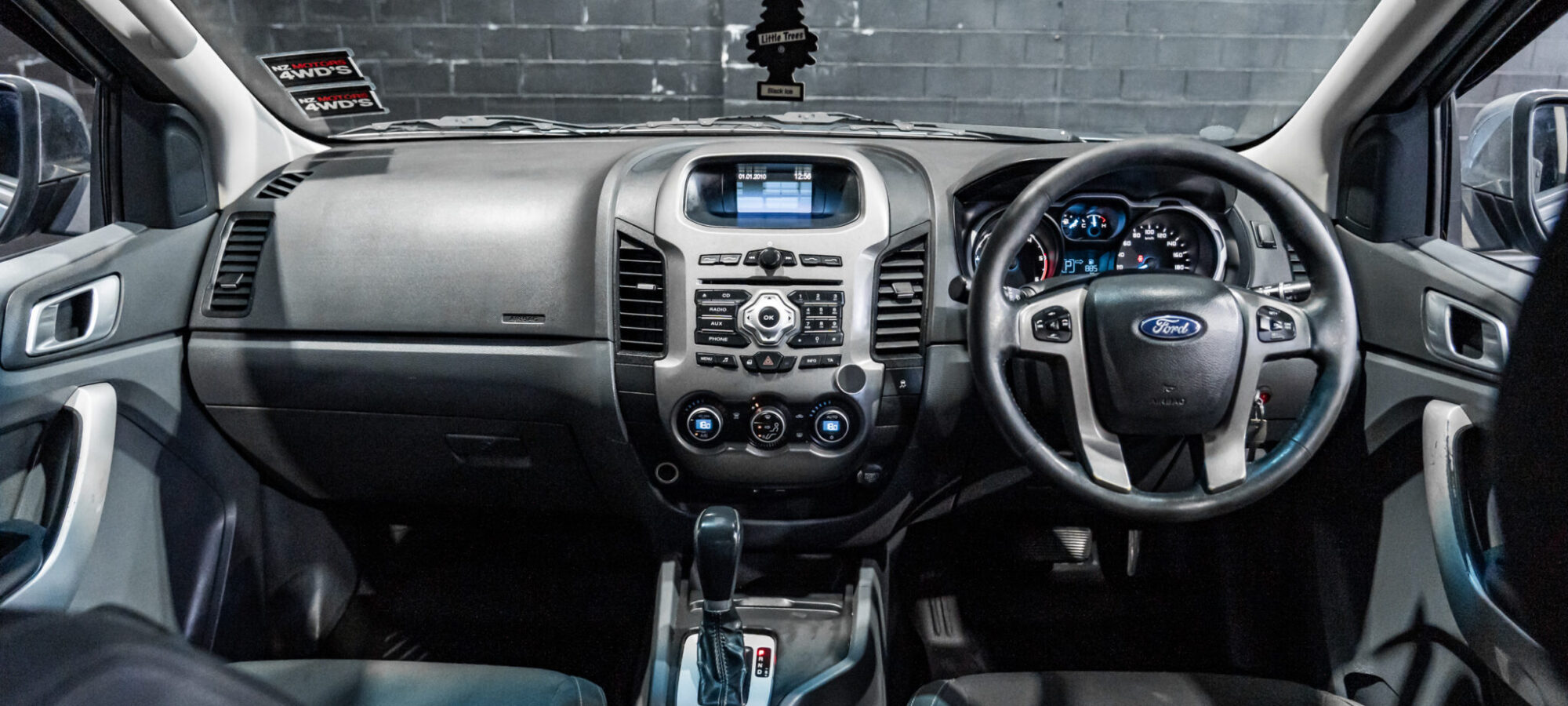 Vehicle Gallery Image