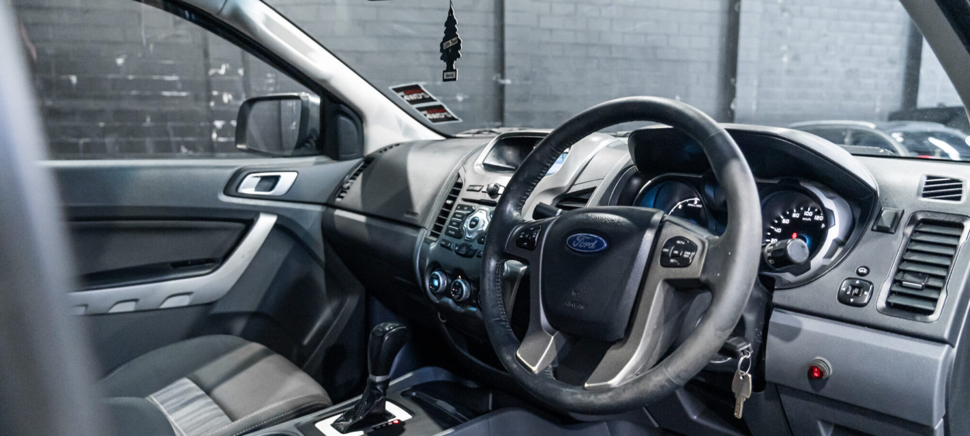 Vehicle Gallery Image