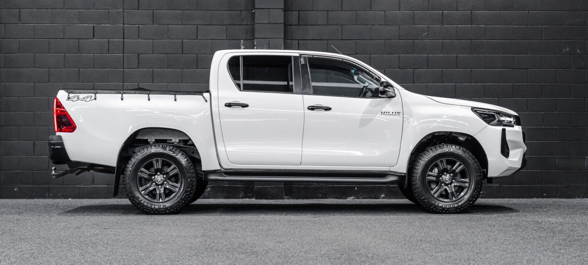 Vehicle Gallery Image