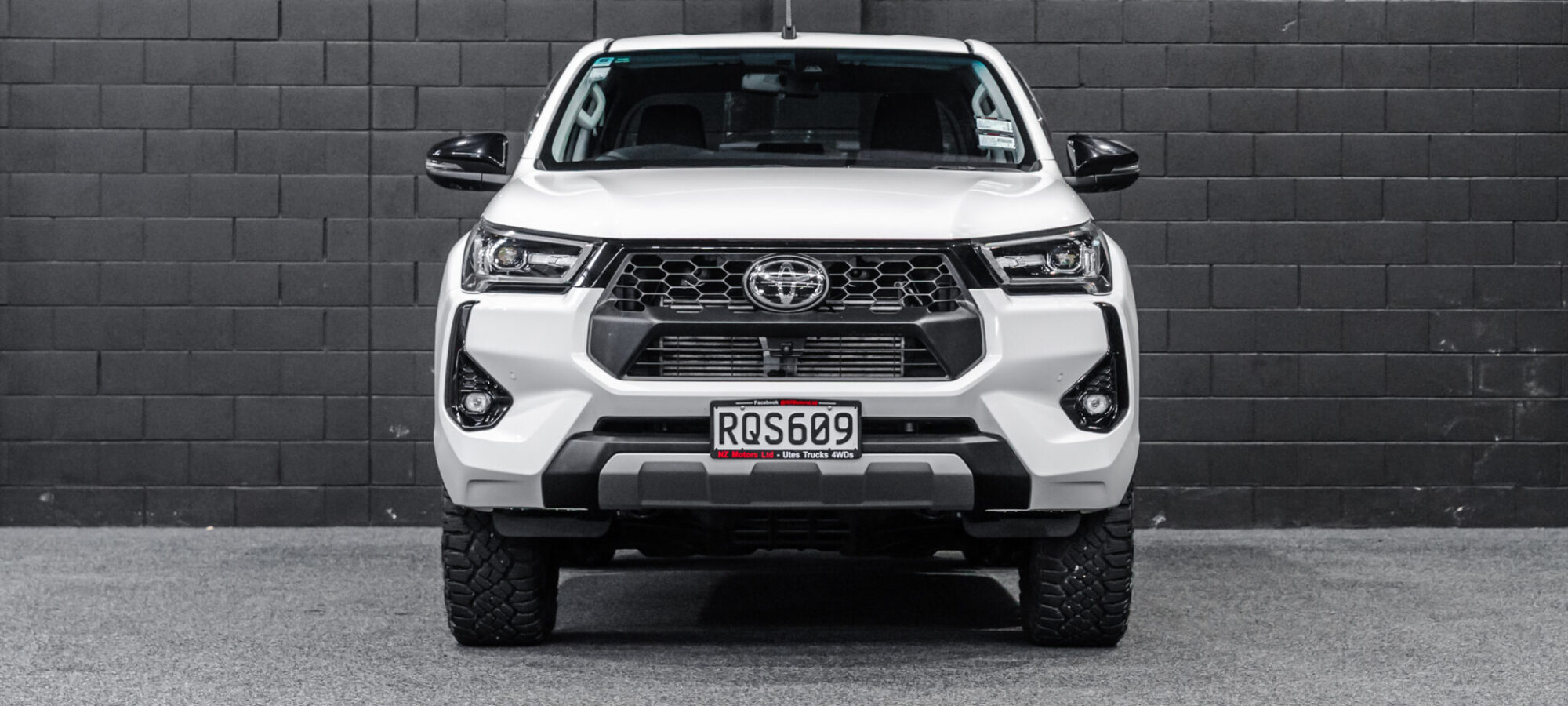 Vehicle Gallery Image