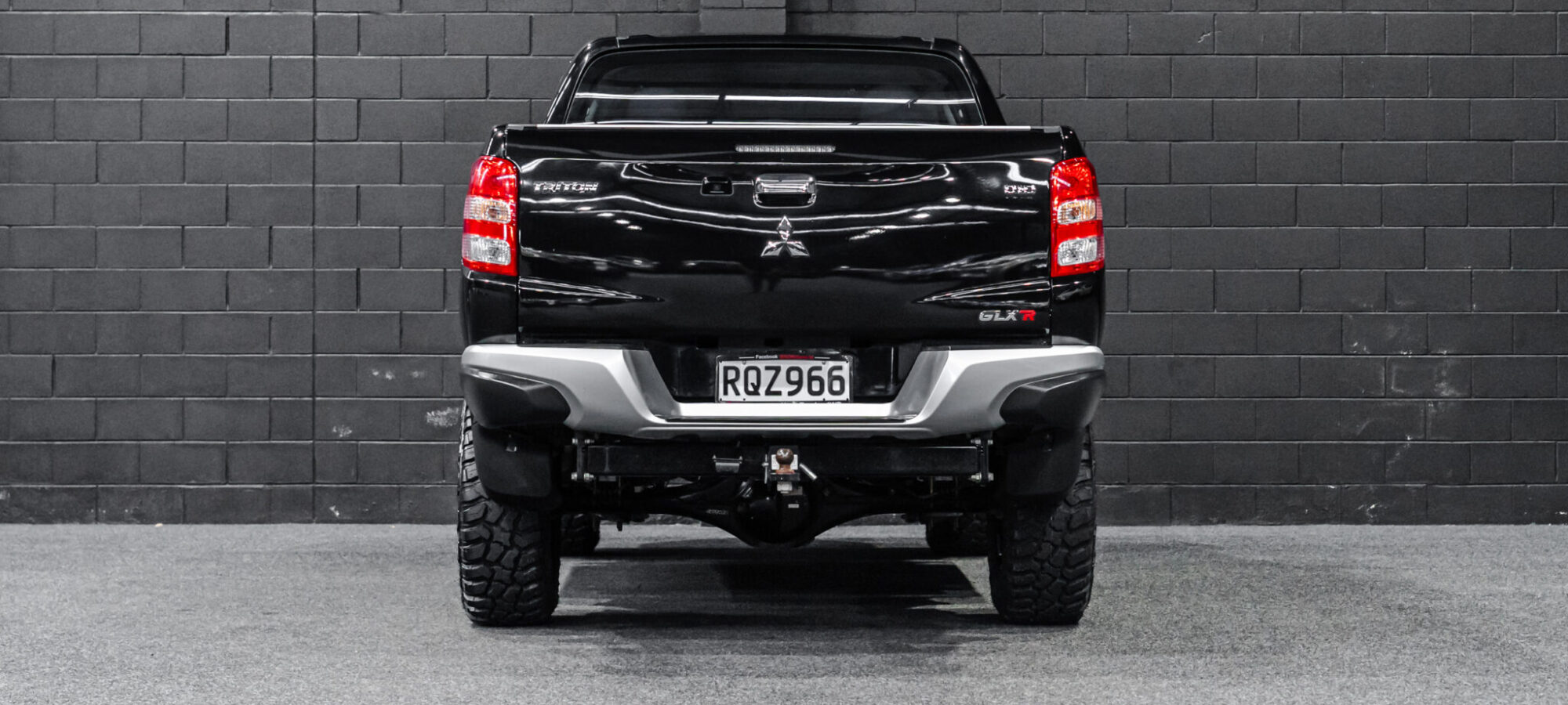 Vehicle Gallery Image