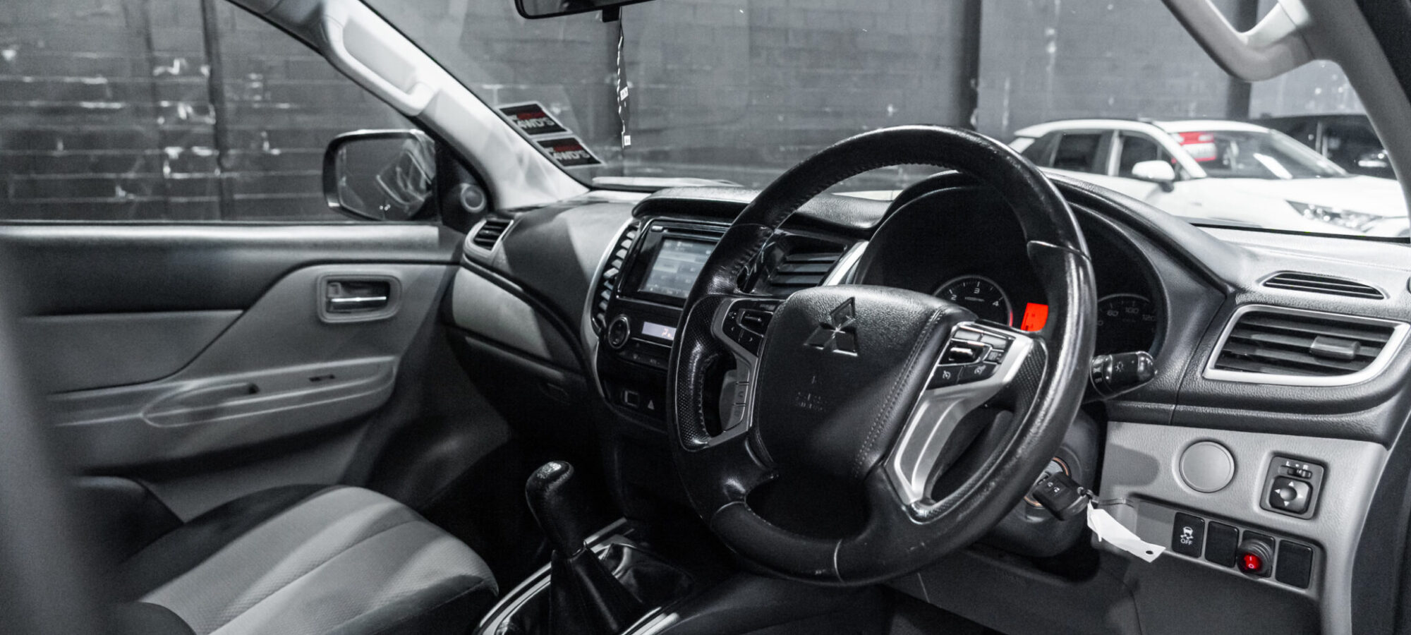 Vehicle Gallery Image