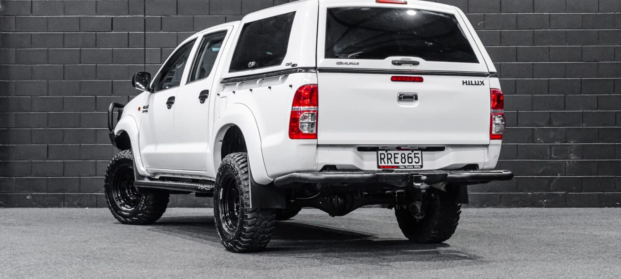 Vehicle Gallery Image