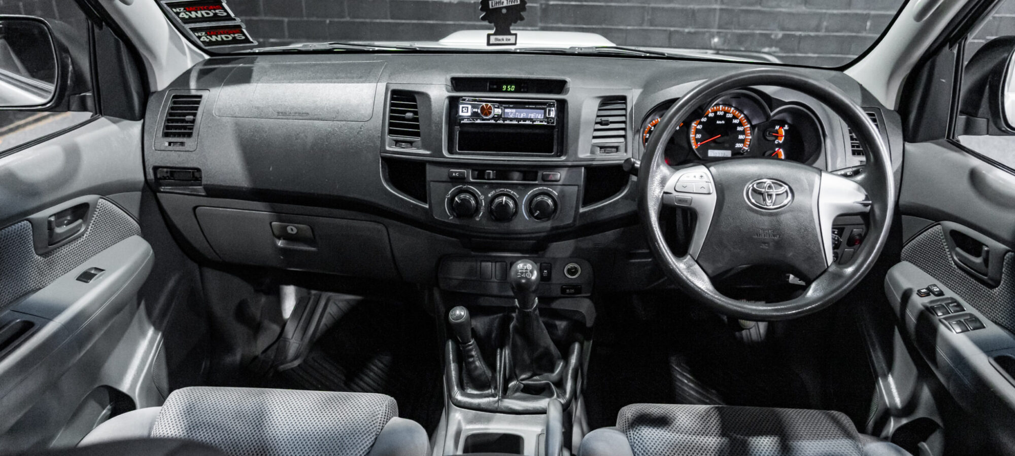 Vehicle Gallery Image