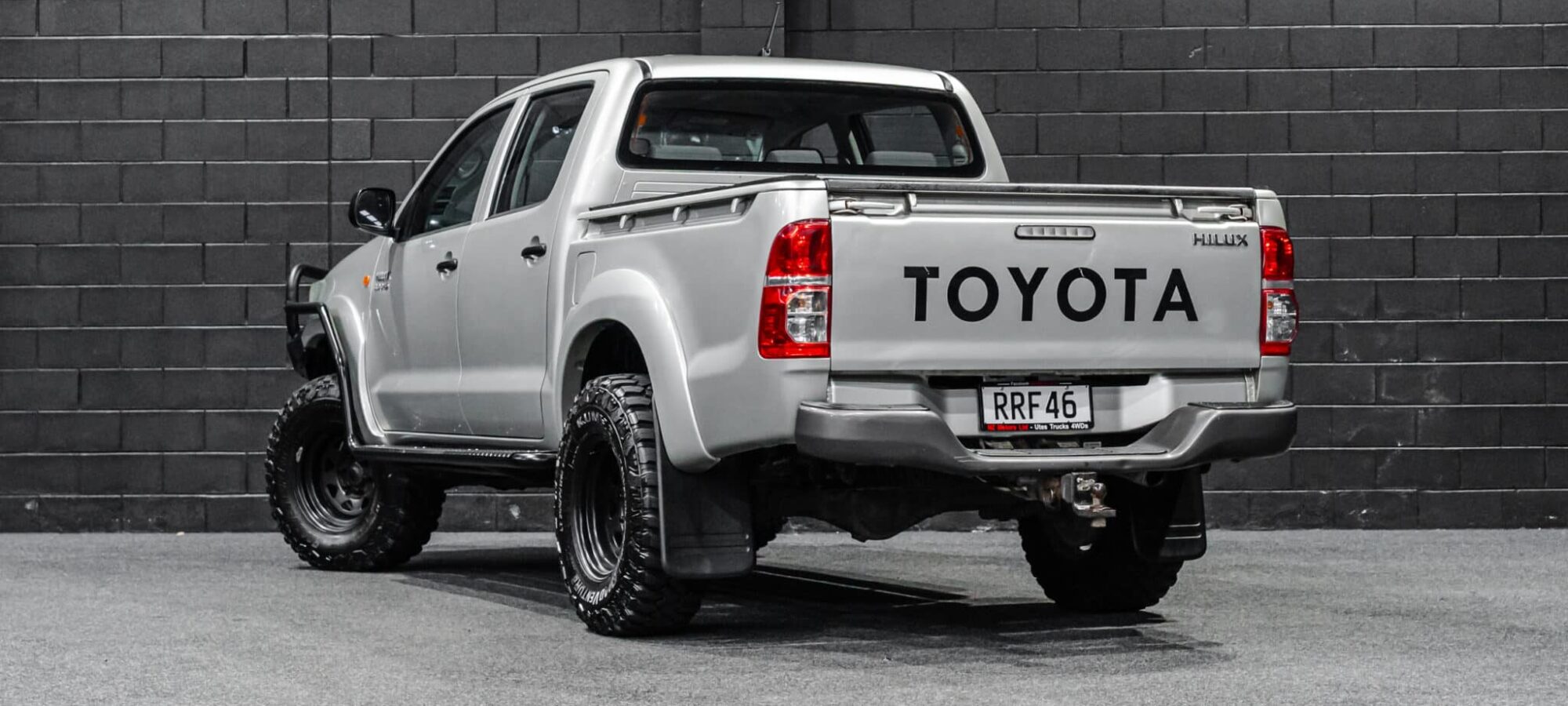 Vehicle Gallery Image