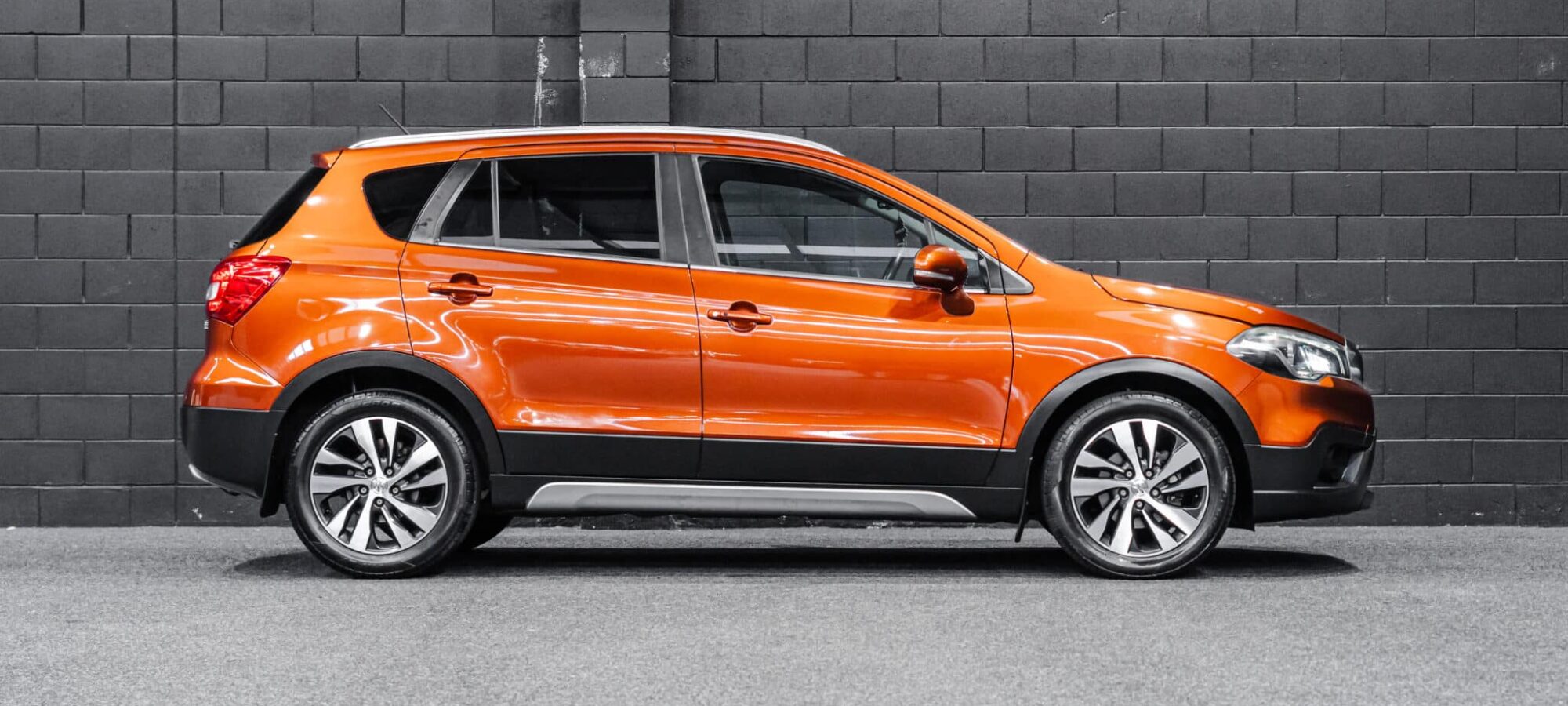 Vehicle Gallery Image