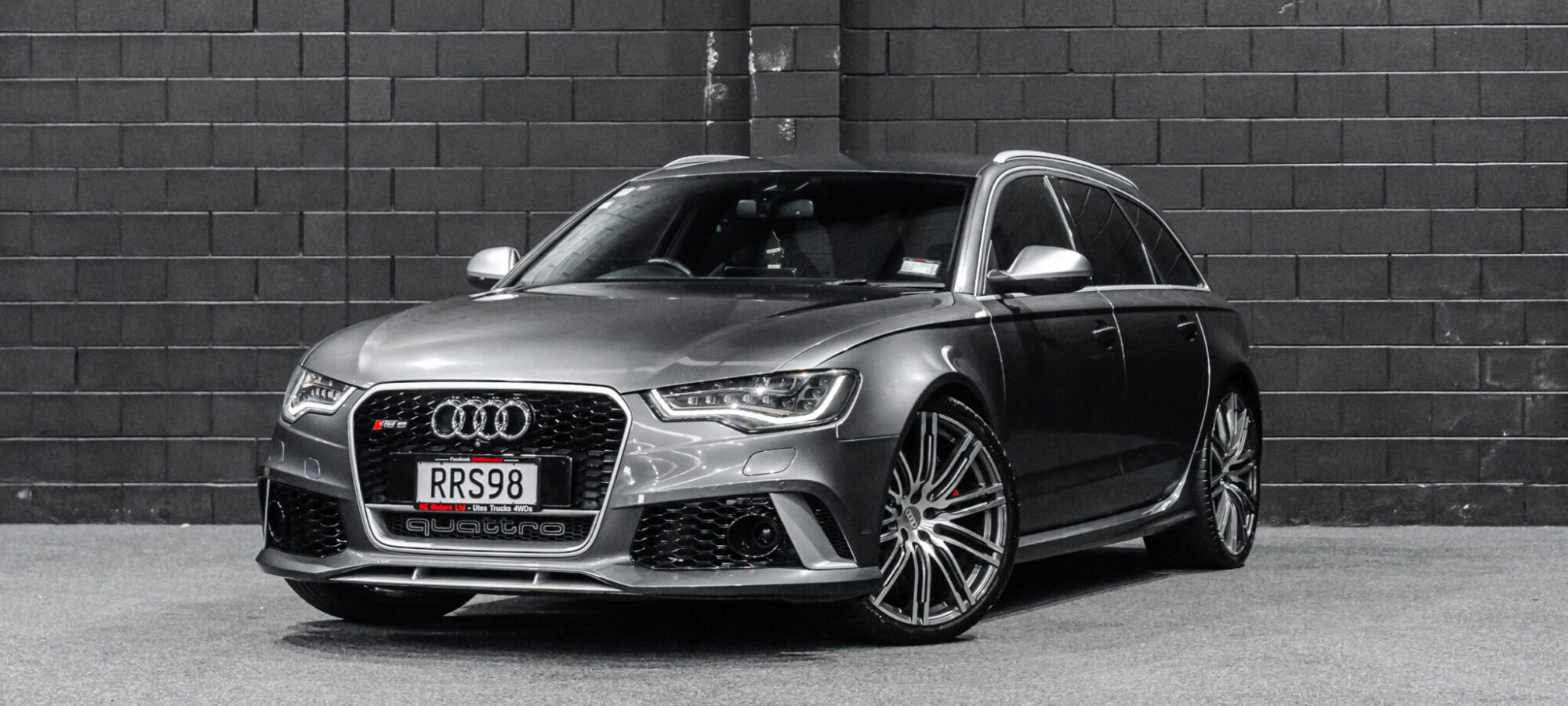 Vehicle Gallery Image