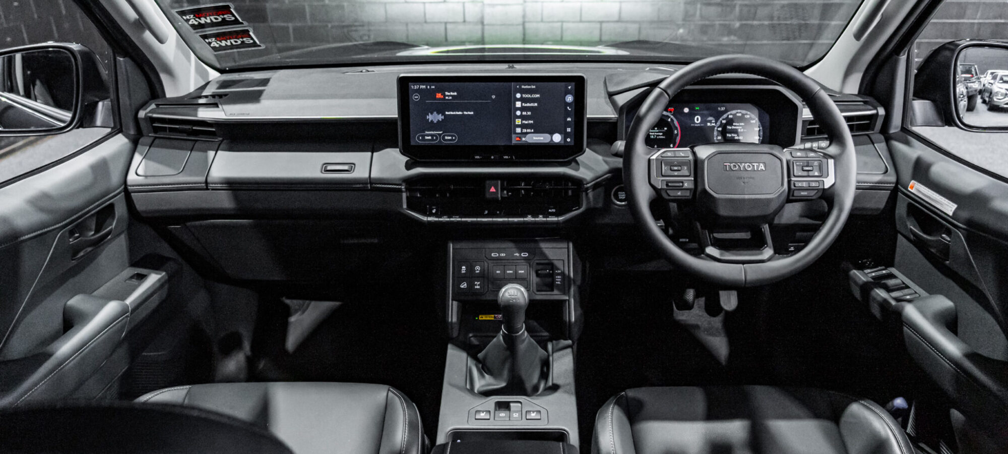 Vehicle Gallery Image