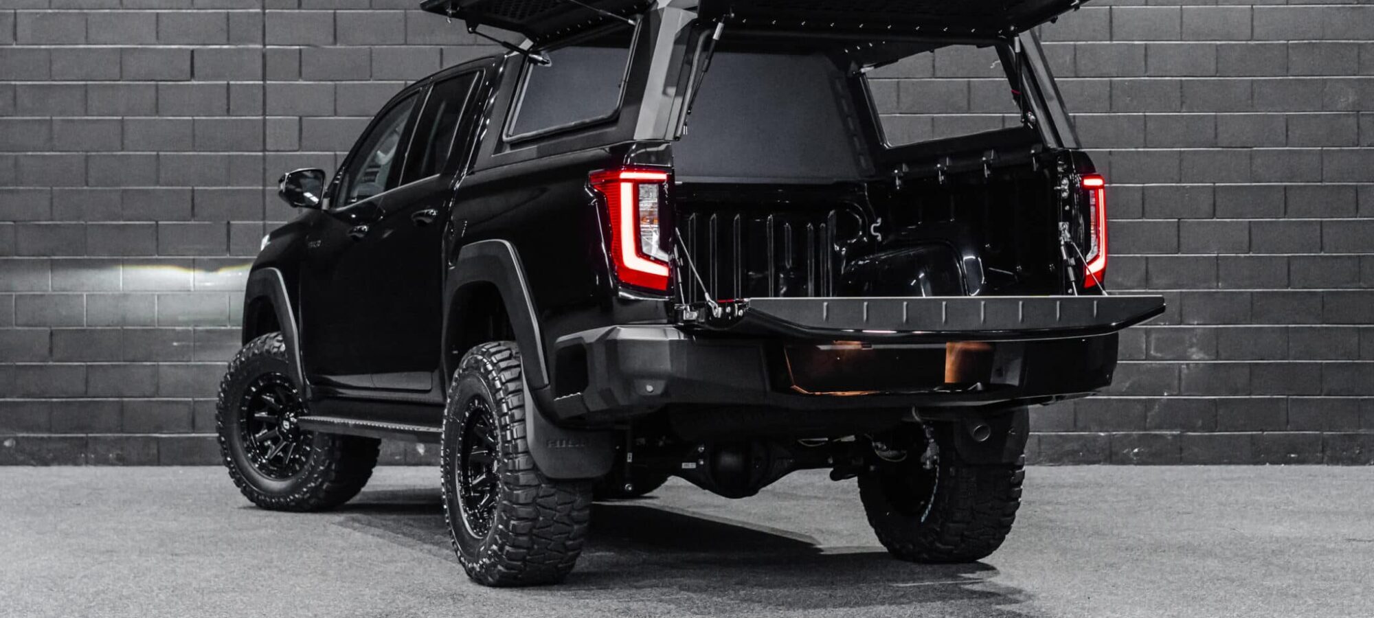 Vehicle Gallery Image