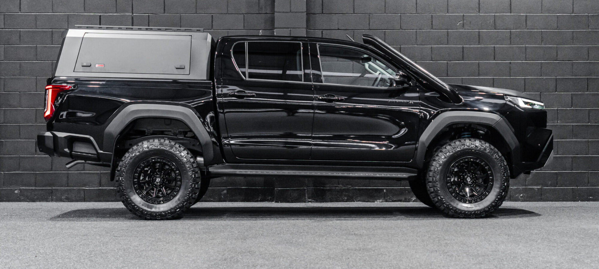 Vehicle Gallery Image