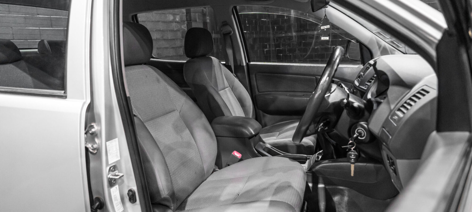 Vehicle Gallery Image