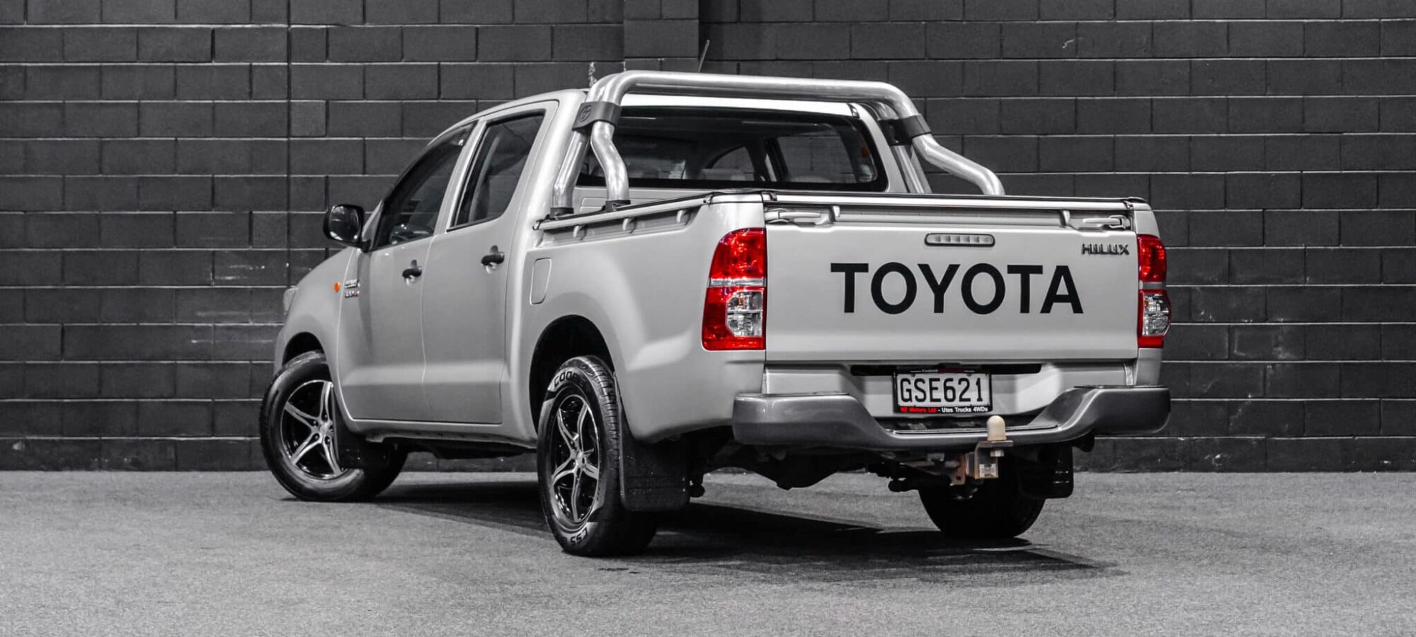 Vehicle Gallery Image