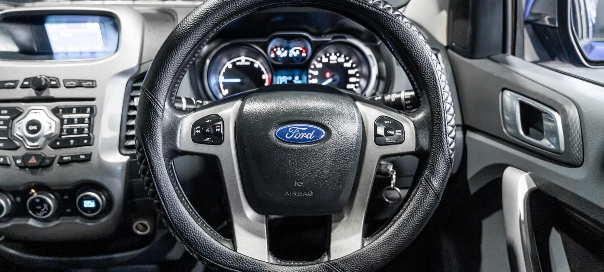 Vehicle Gallery Image