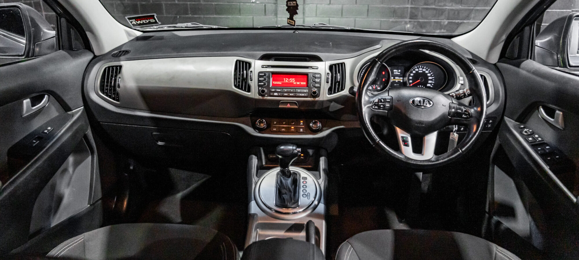 Vehicle Gallery Image