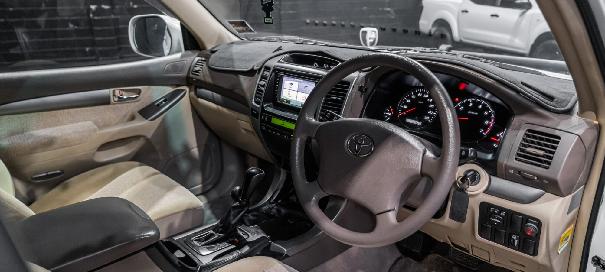 Vehicle Gallery Image