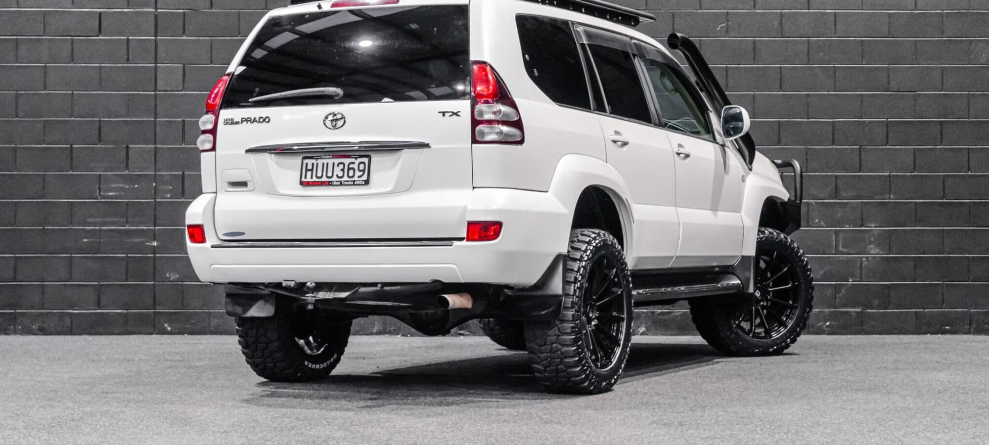 Vehicle Gallery Image