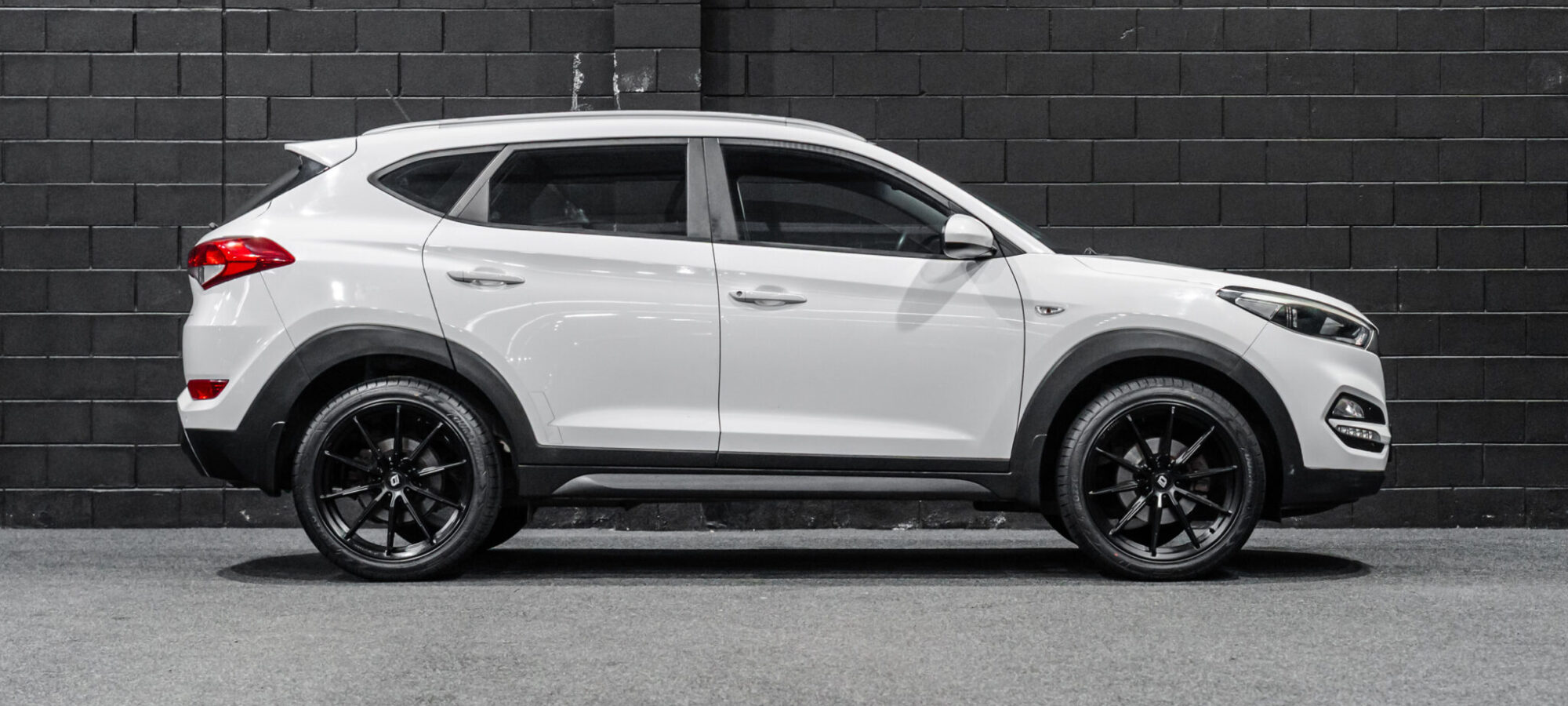 Vehicle Gallery Image