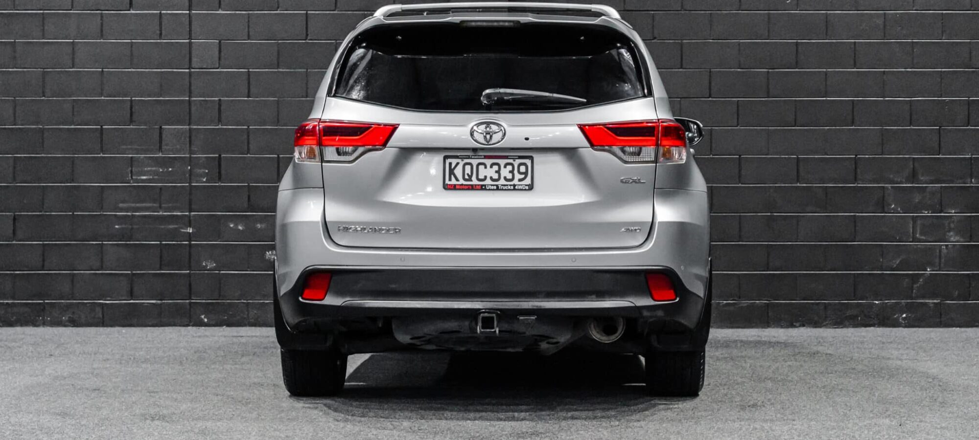Vehicle Gallery Image