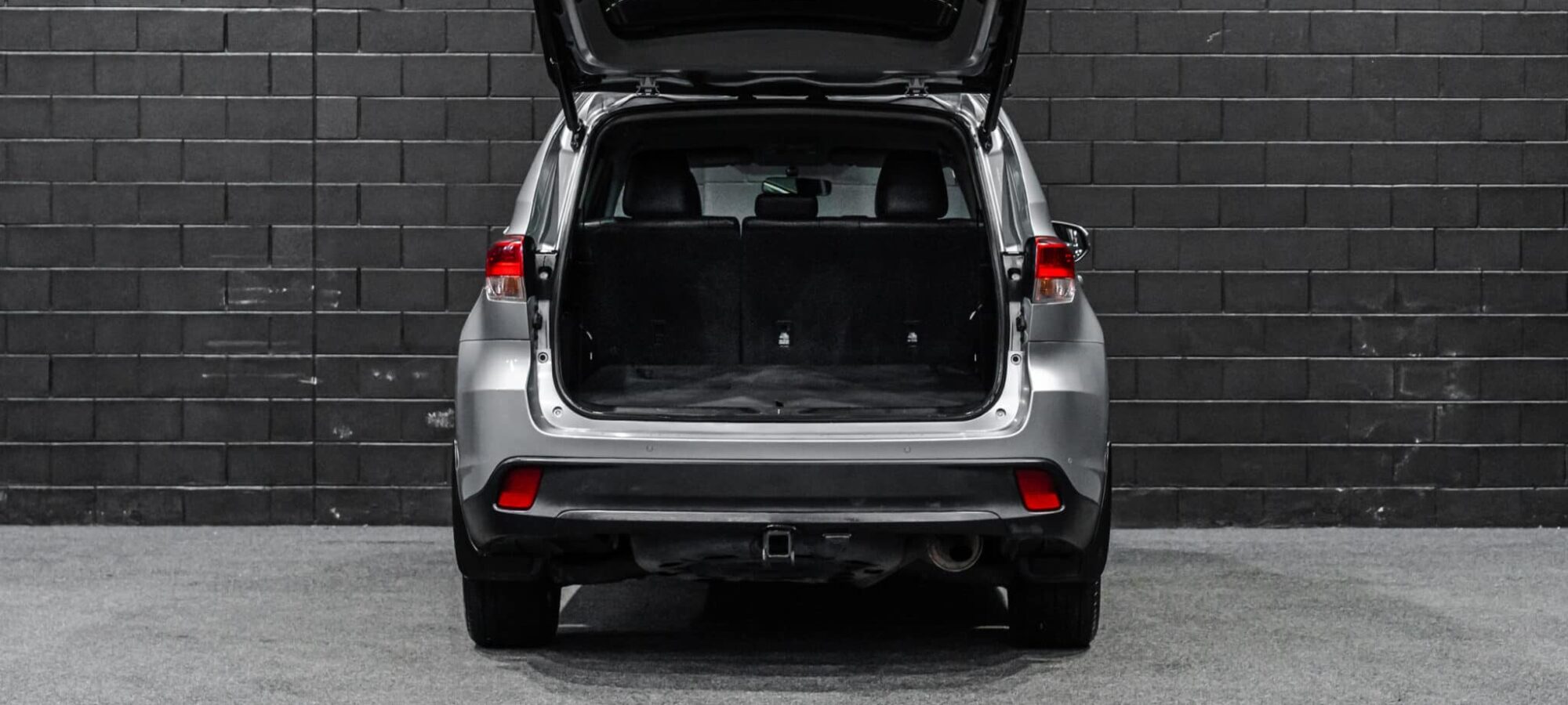 Vehicle Gallery Image