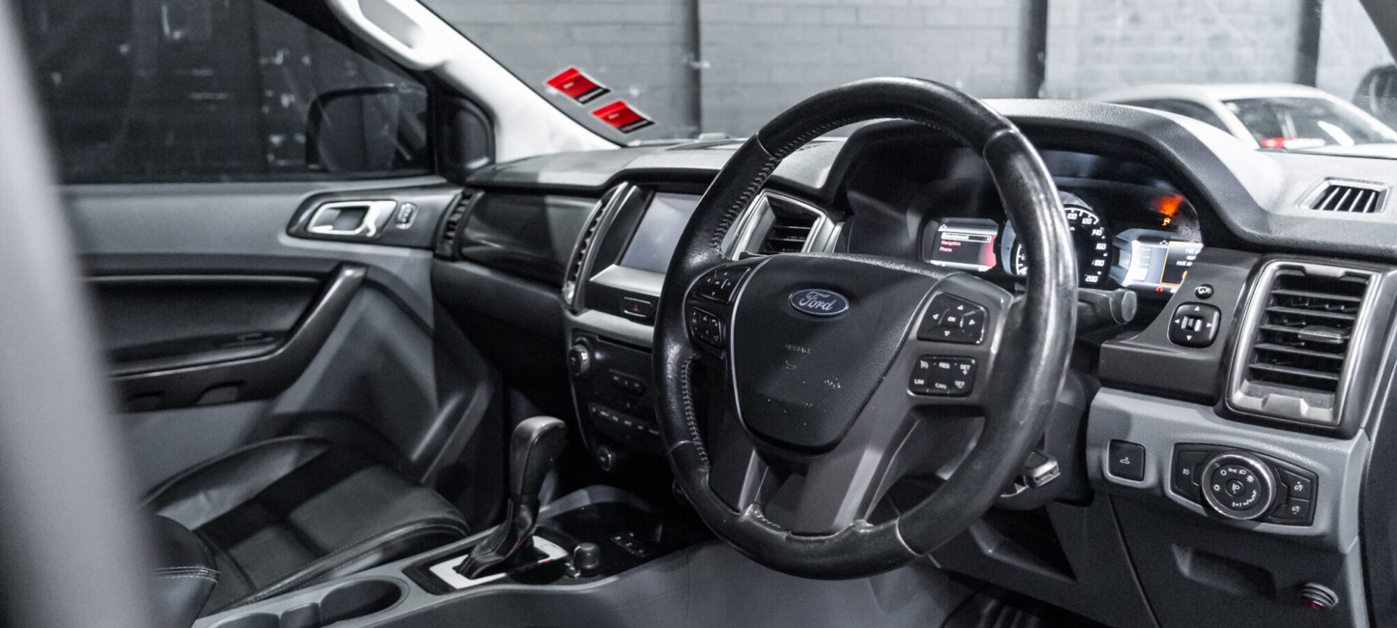 Vehicle Gallery Image