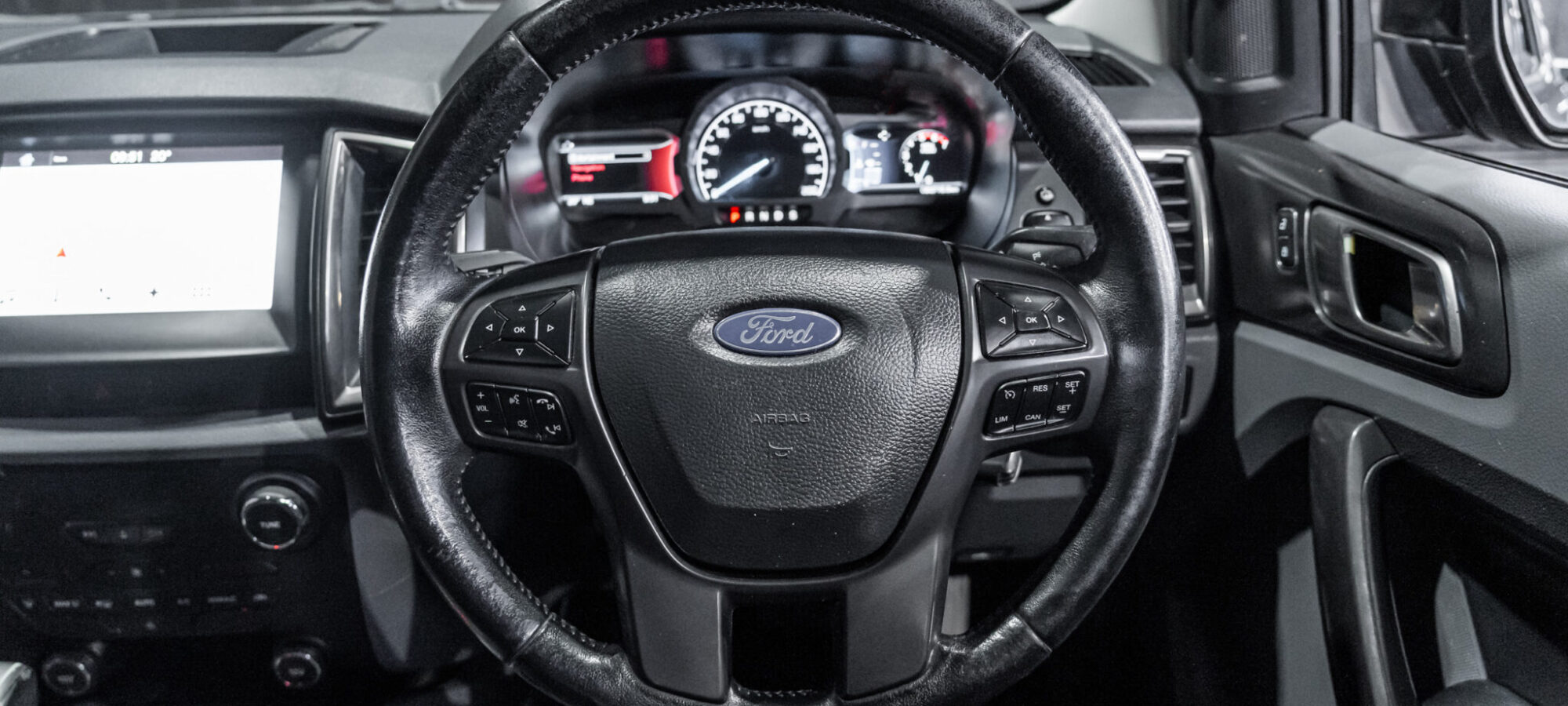 Vehicle Gallery Image