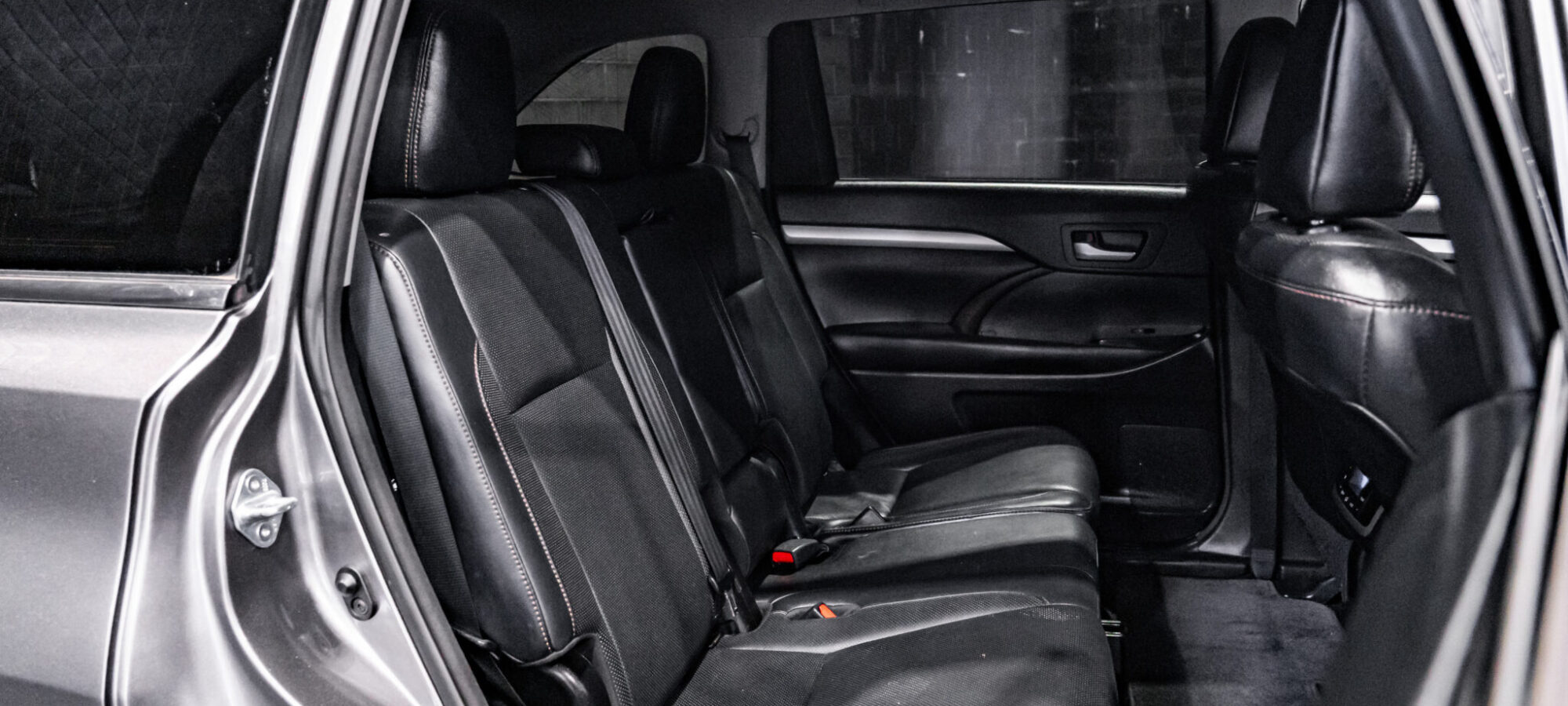 Vehicle Gallery Image