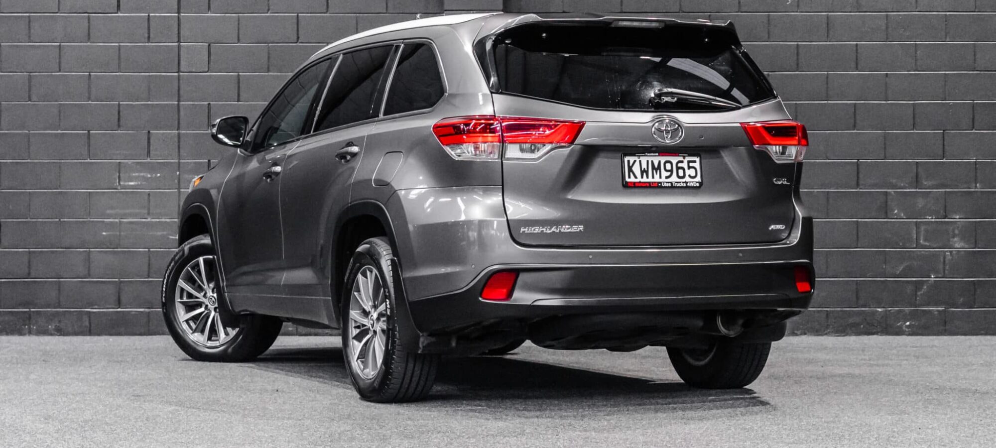 Vehicle Gallery Image