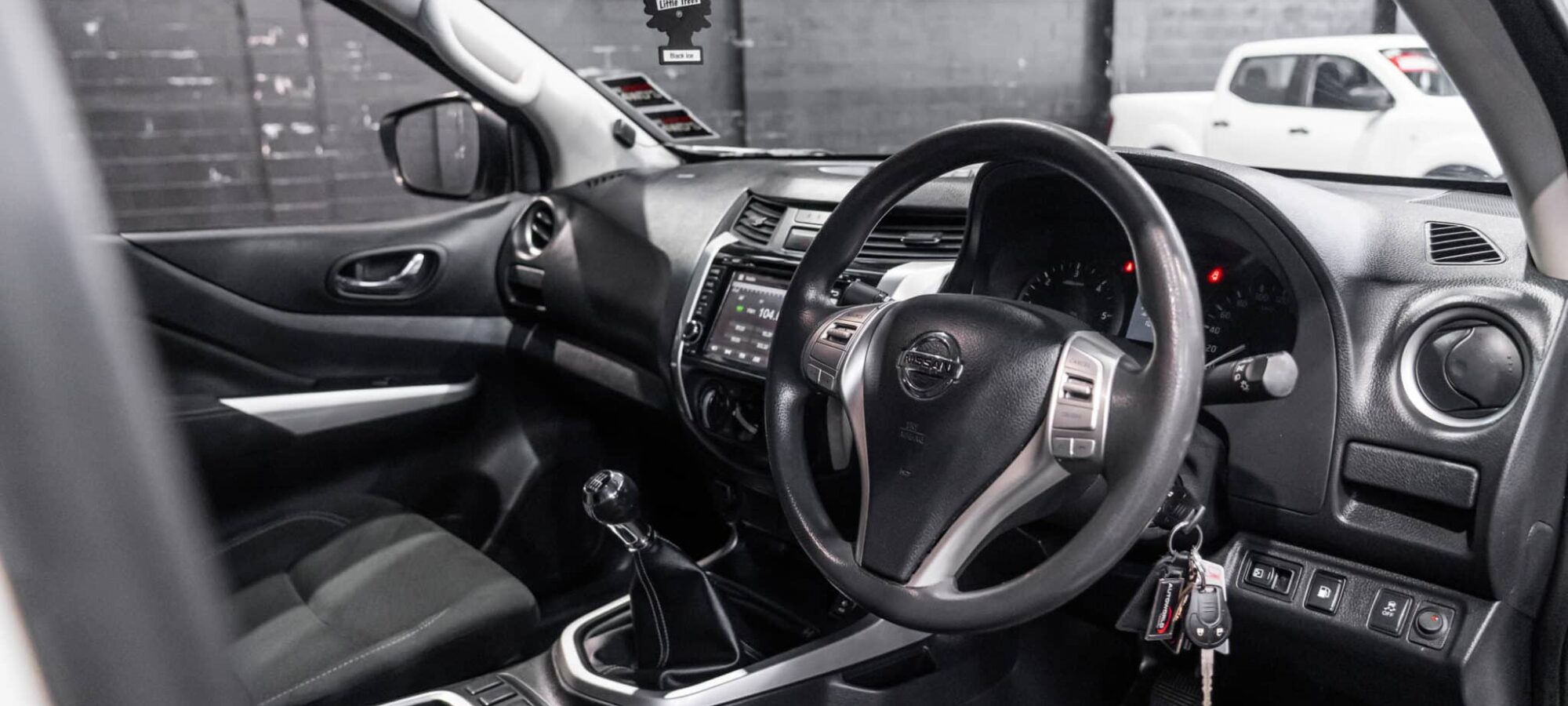 Vehicle Gallery Image