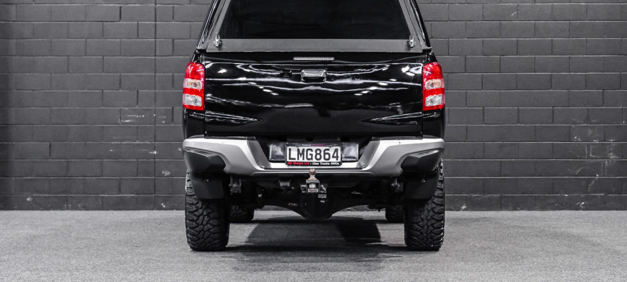 Vehicle Gallery Image